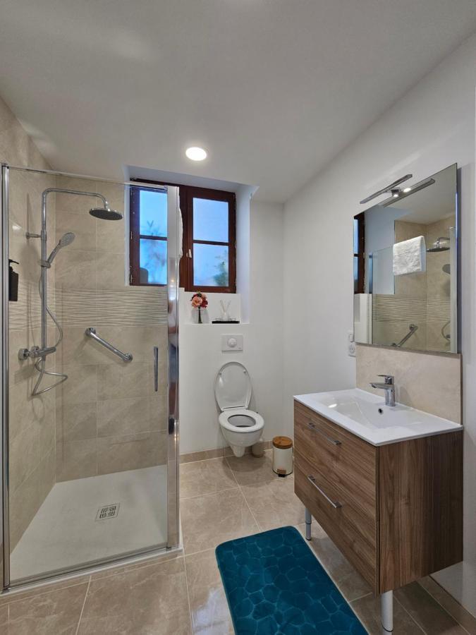 Rez De Chaussee Appartement A Tournus - Yellow Eksteriør bilde